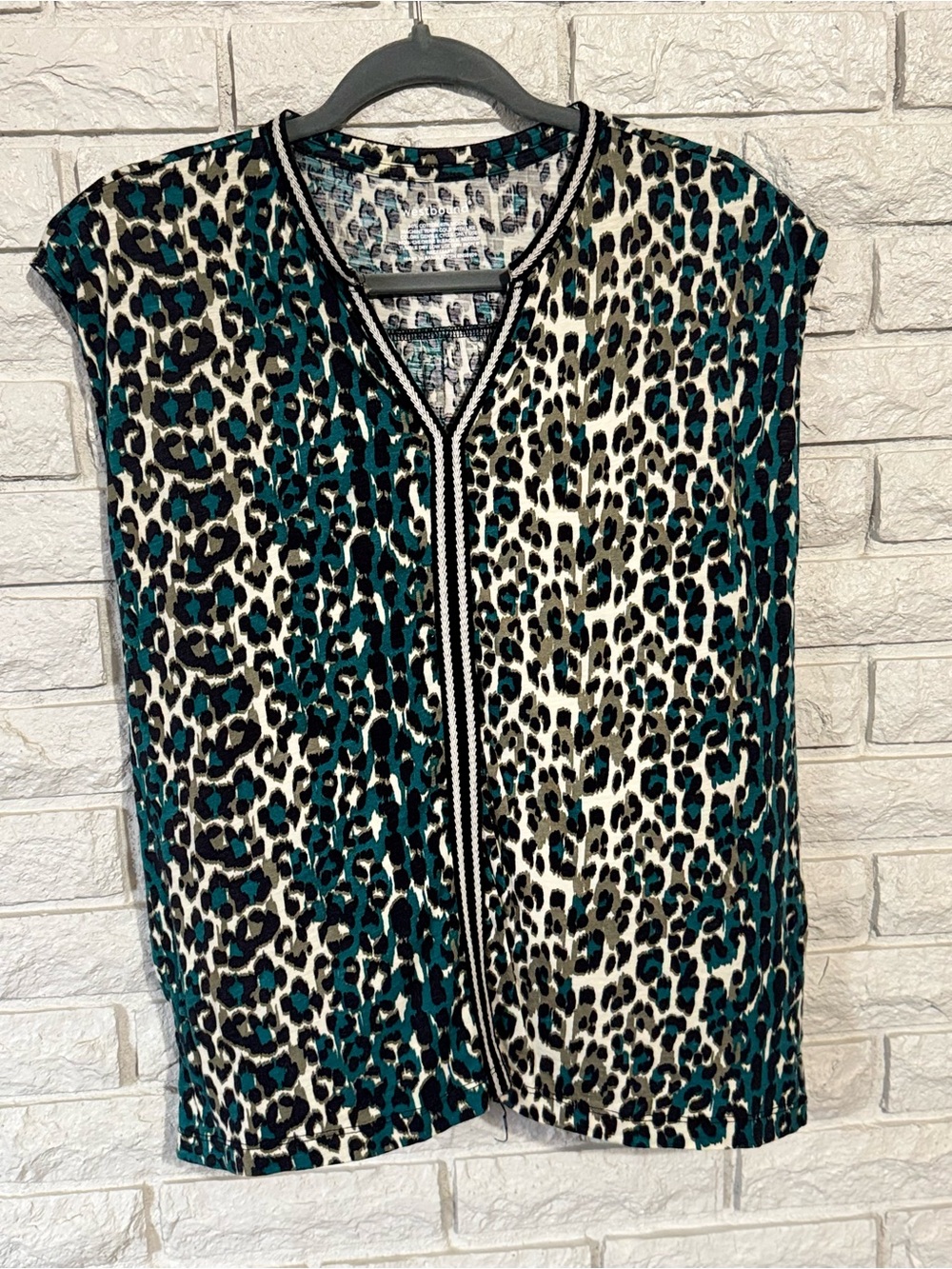 Westbound Teal & Black Animal Print Sleeveless Top 
Size S